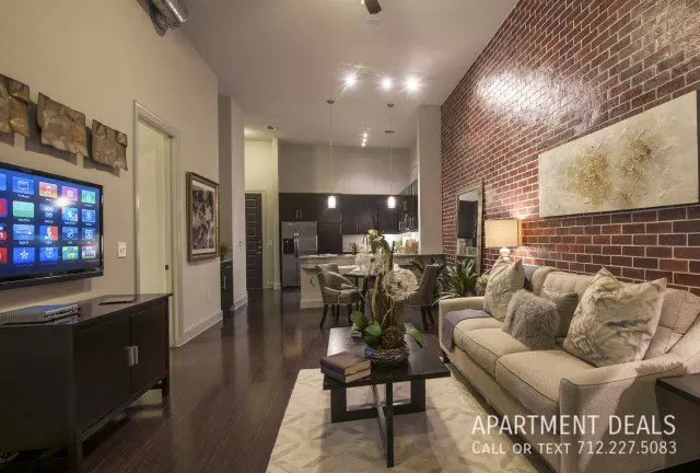 4416 Westheimer Road, Houston, TX 77027 photo 4