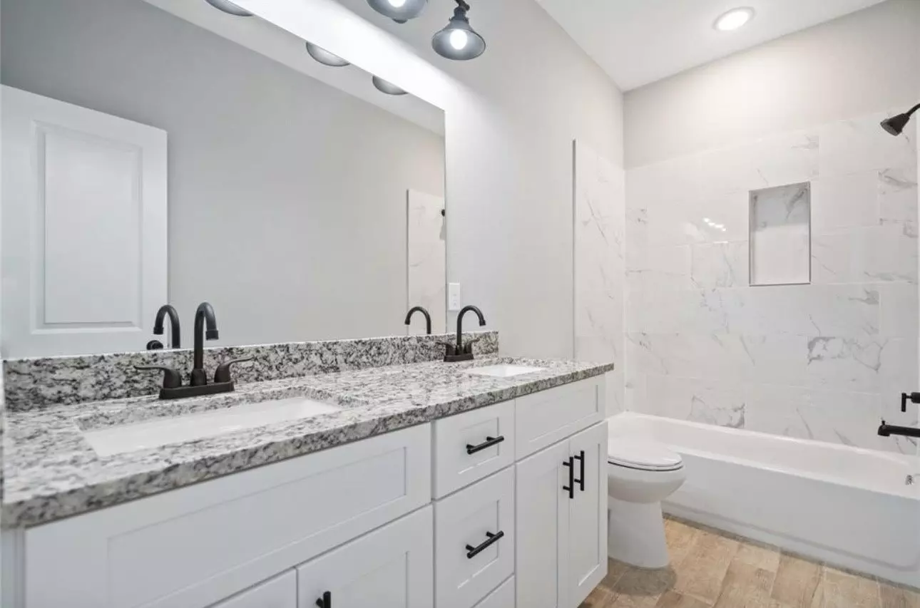 4506 Phlox Street, Houston, TX 77051 photo 2