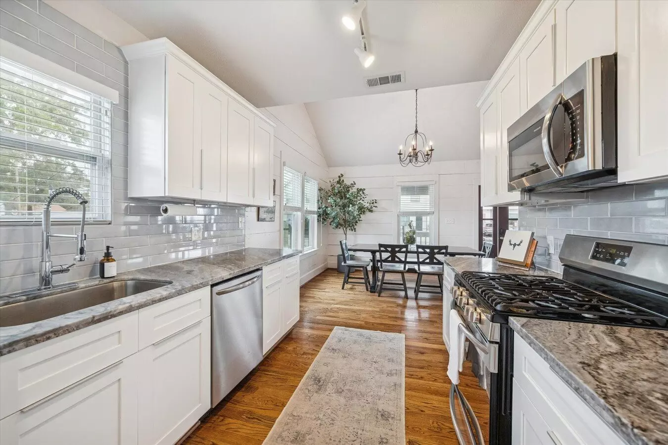 4605 Fisk Street, Houston, TX 77009 photo 4