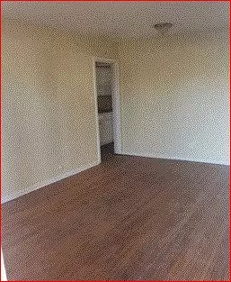 4714 Meadow Park Dr photo 2