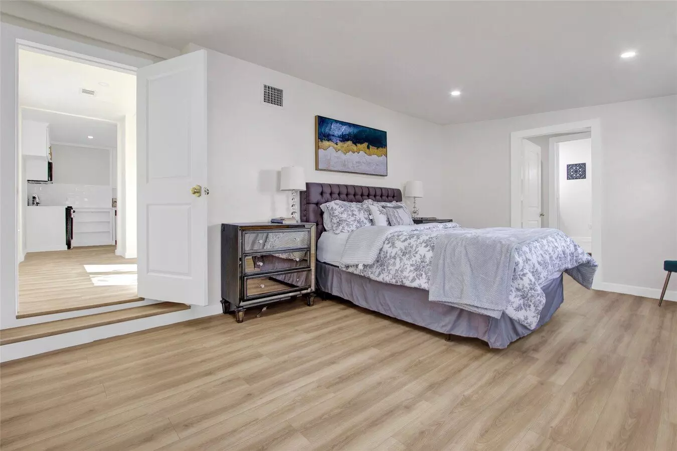 4716 Siegel Street, Houston, TX 77009 photo 2