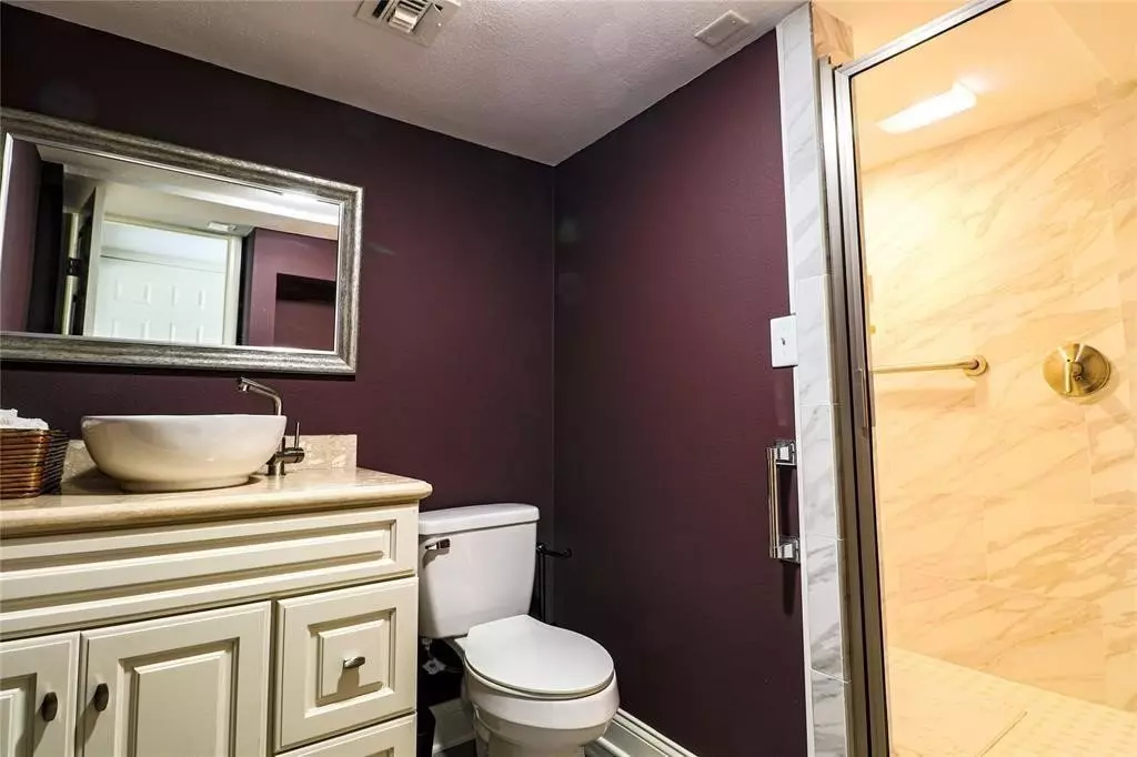 4724 Post Oak Timber Drive, Houston, TX 77056 photo 4