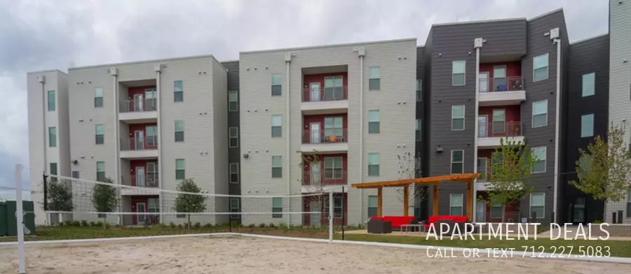 4977 Martin Luther King Boulevard, Houston, TX 77021 photo 4