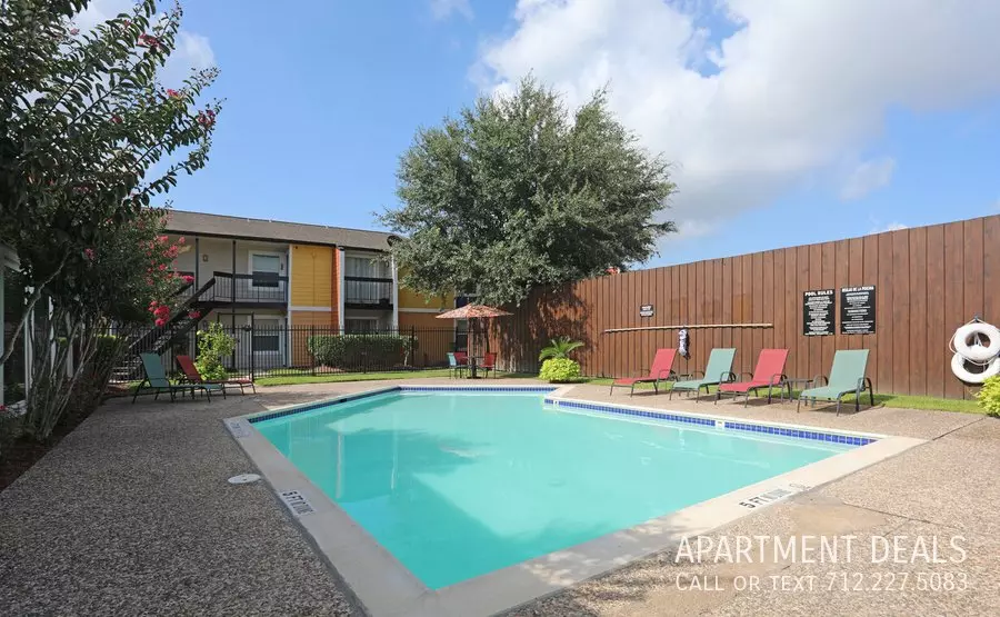 50 Fallbrook Drive, Houston, TX 77038 photo 3