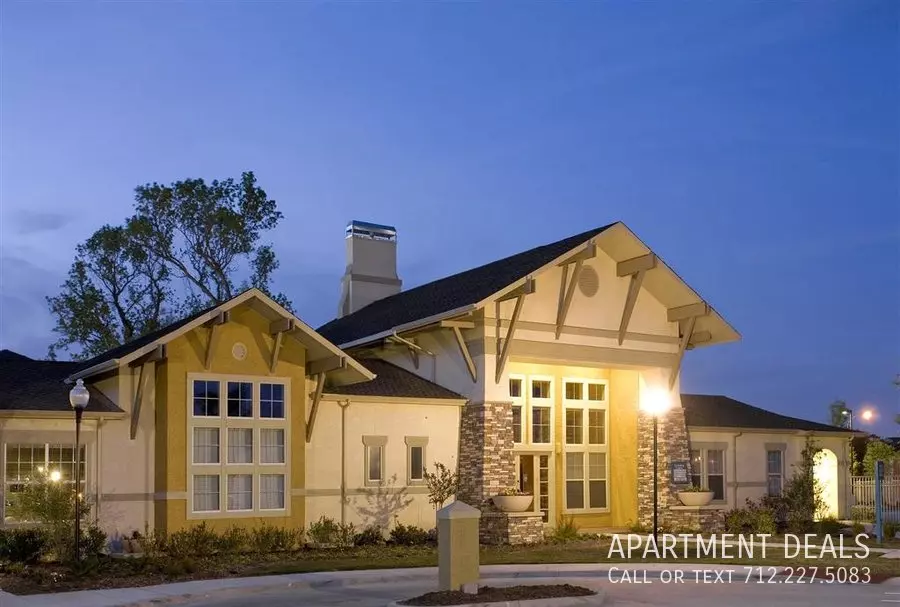 5021 Aldine Bender Road, Houston, TX 77032 photo 4