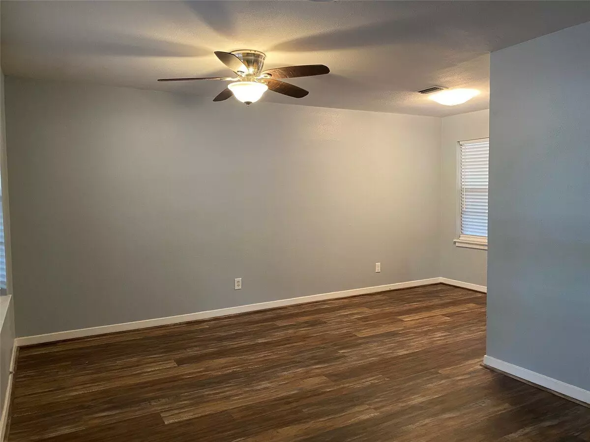5110 West 43rd Street, Houston, TX 77092 photo 3