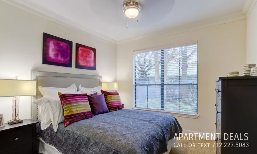 5141 Edloe Street, Houston, TX 77005 photo 2