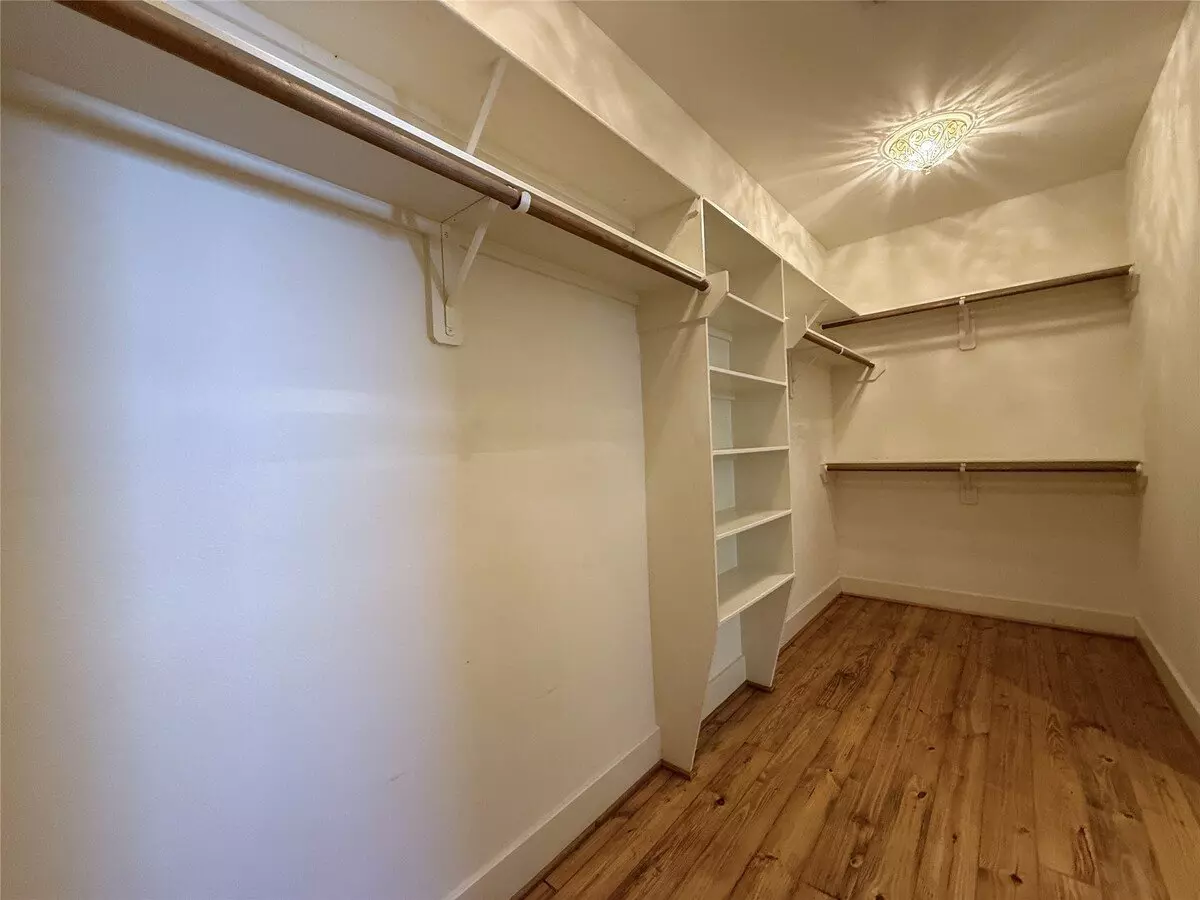5237 Center Street, Houston, TX 77007 photo 5
