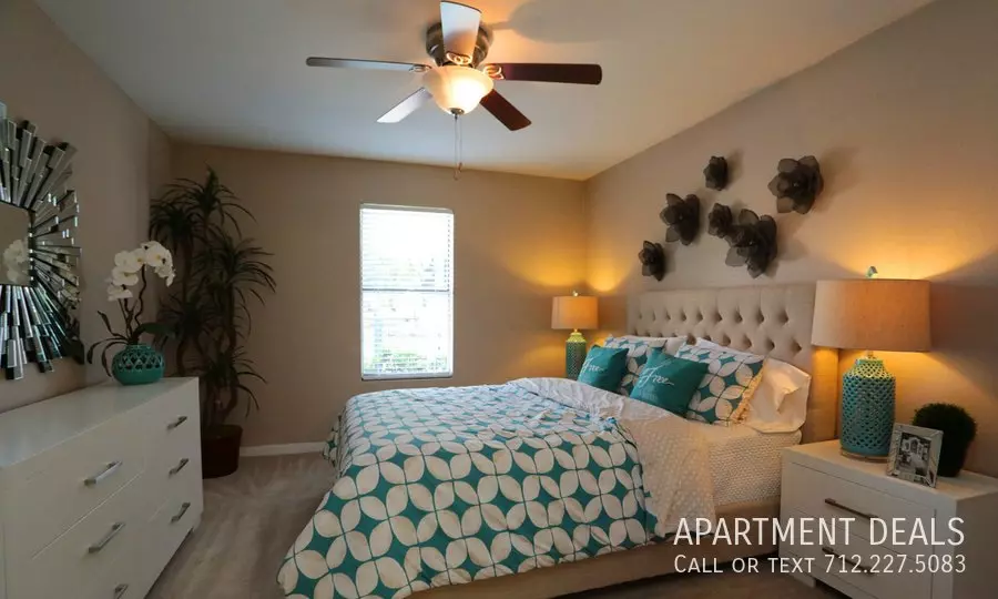 528 Harwin Drive, Houston, TX 77072 photo 2