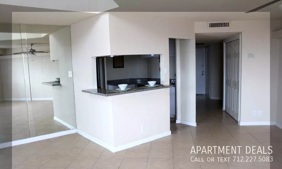 5661 Glenmont Drive, Houston, TX 77081 photo 3