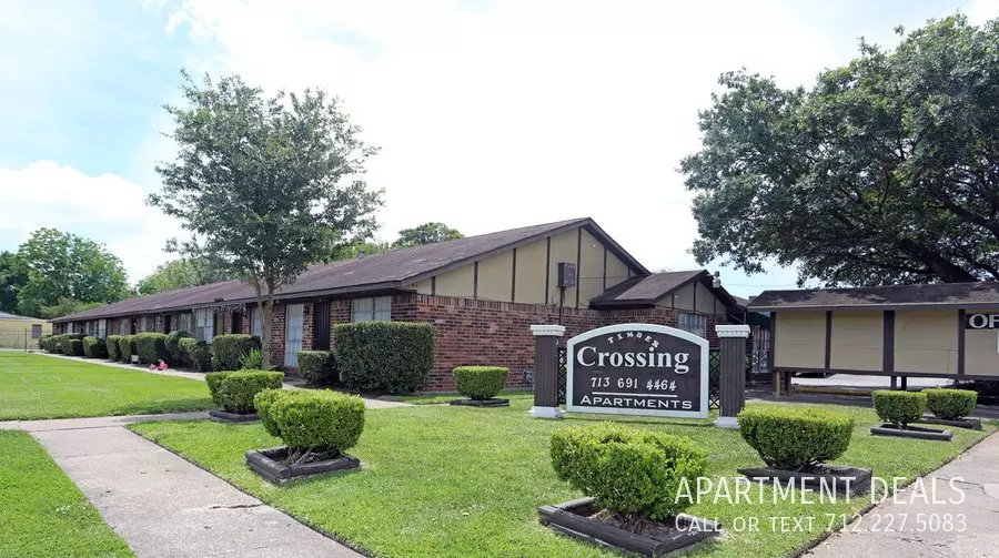 58 Bennington Street, Houston, TX 77022 photo 4