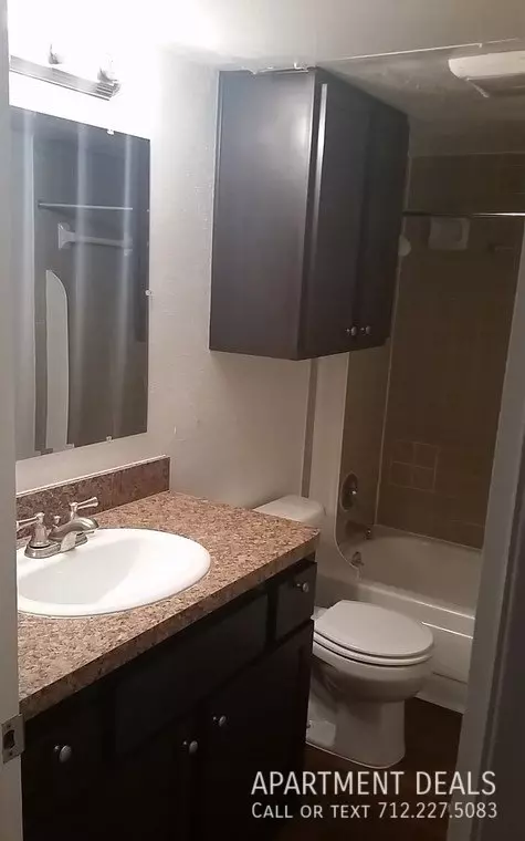 5906 North Braeswood Boulevard, Houston, TX 77074 photo 5