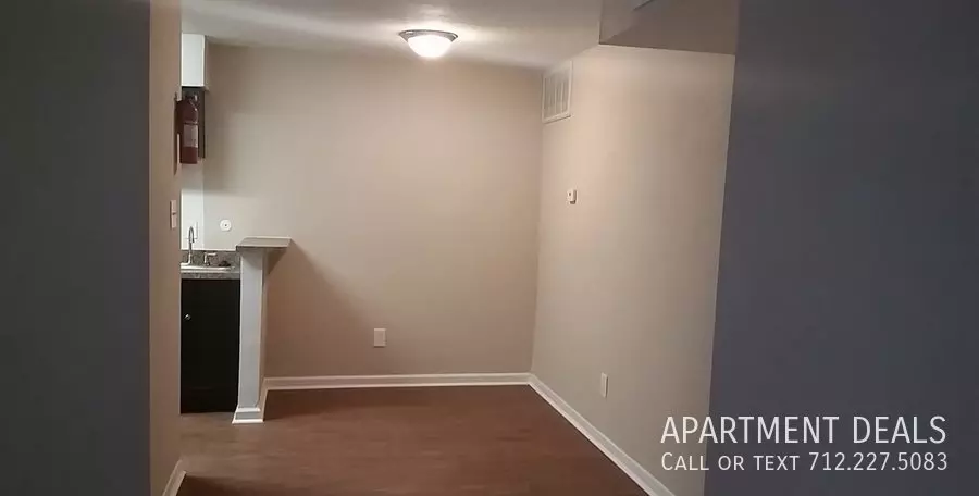 5906 North Braeswood Boulevard, Houston, TX 77074 photo 4