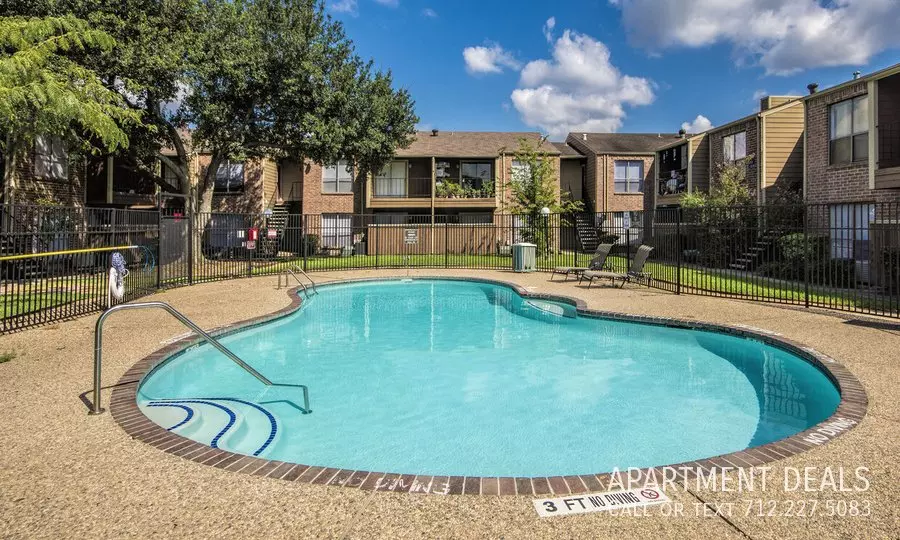6 Braeswood Boulevard @ Barger Road, Houston, TX 77074 photo 4