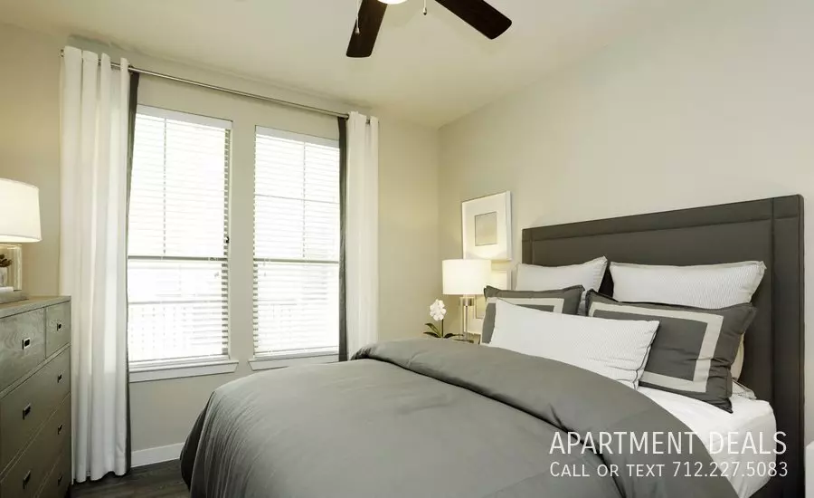 6 Doney Street, Houston, TX 77023 photo 4