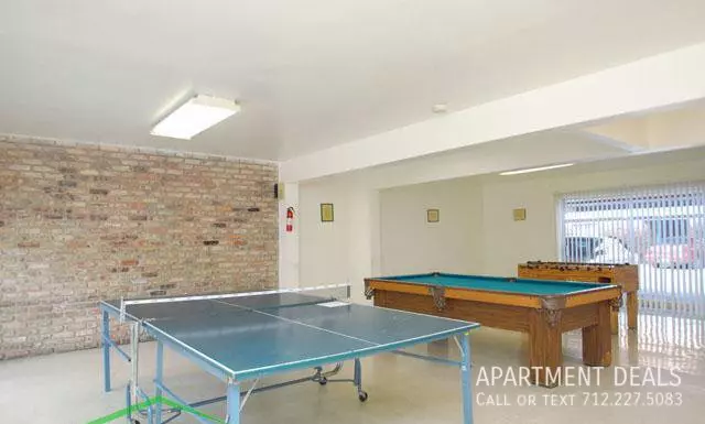 6 Gulfton Drive @ Alder Drive, Houston, TX 77081 photo 4