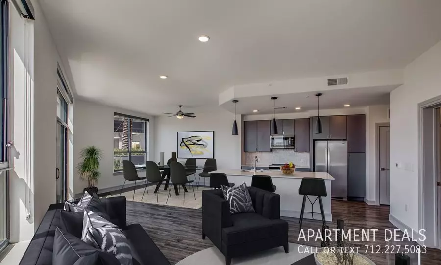 6 Main Street @ Morningside Drive, Houston, TX 77030 photo 4