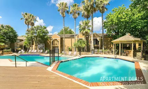 6067 Beverly Hill Street, Houston, TX 77057 photo 5