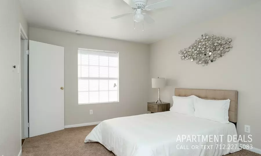 6107 Antoine Drive, Houston, TX 77091 photo 4