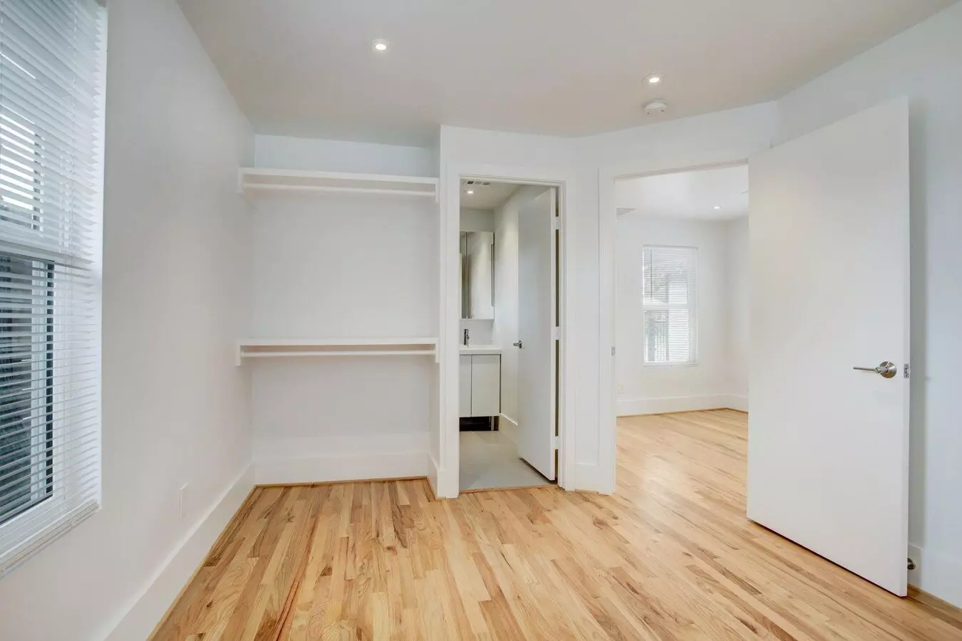 6109 North Main Street, Houston, TX 77008 photo 4