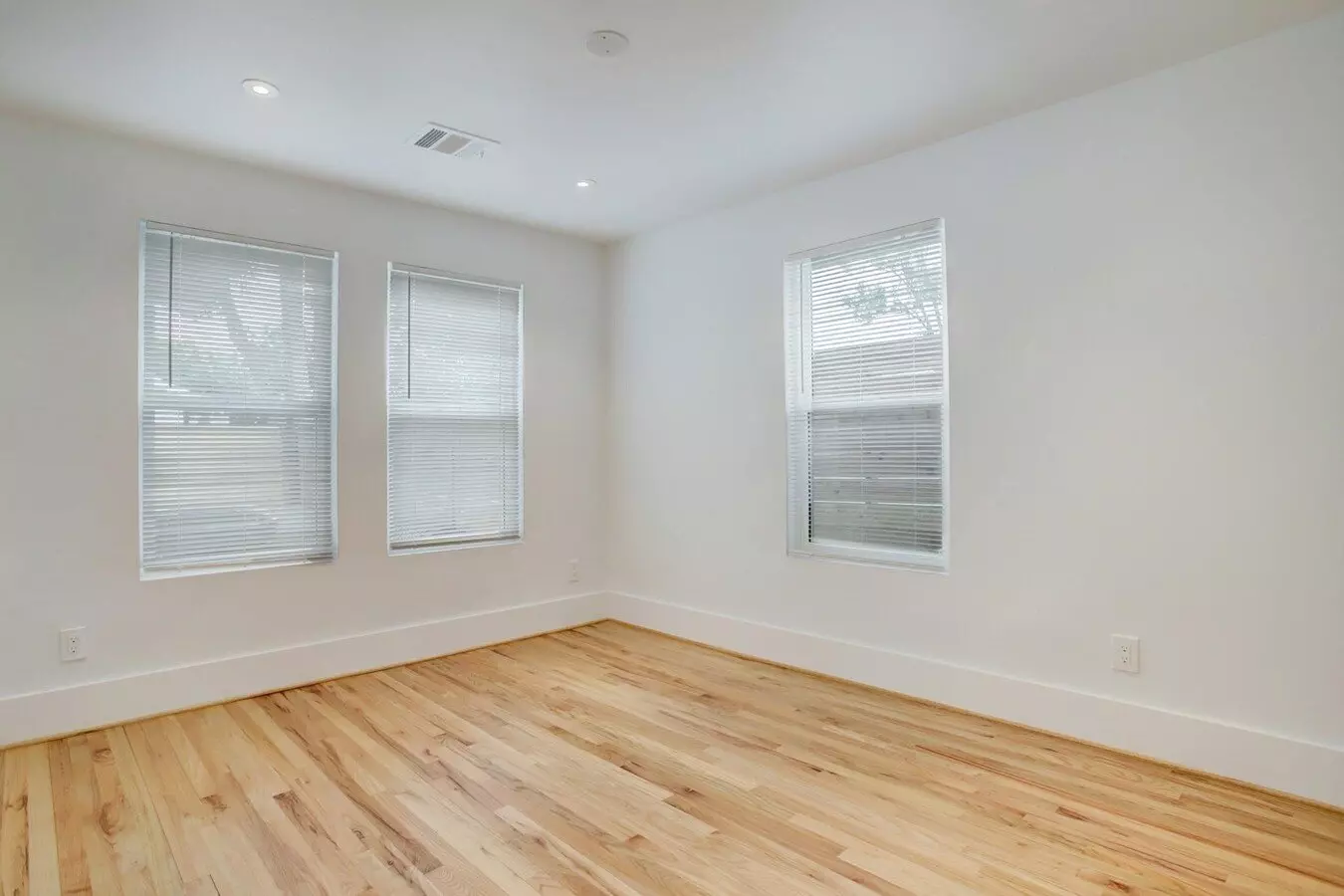6109 North Main Street, Houston, TX 77008 photo 3
