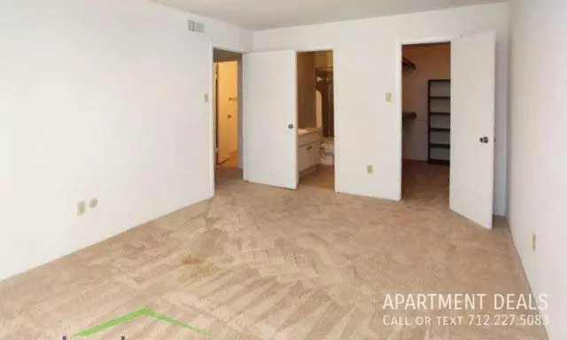 6117 Chimney Rock Road, Houston, TX 77081 photo 5