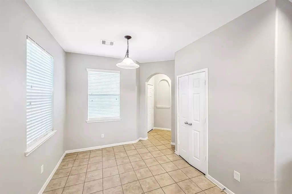 6430 Wilshire Fern, Houston, TX 77040 photo 3