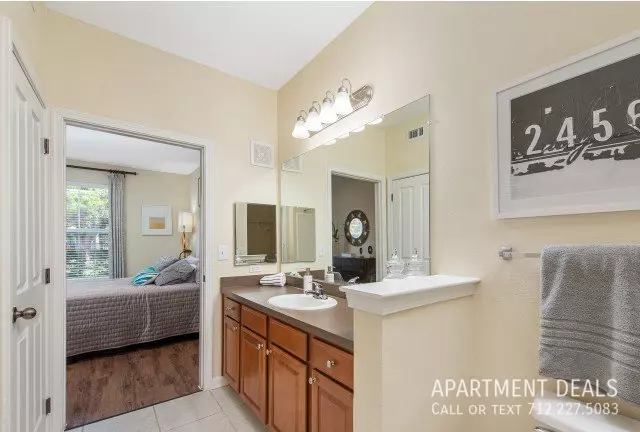 6470 Texas 8 Beltway Frontage Road, Houston, TX 77049 photo 3