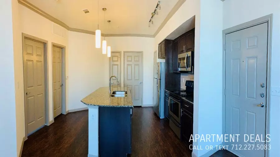 6933 Brittmoore Road, Houston, TX 77041 photo 2