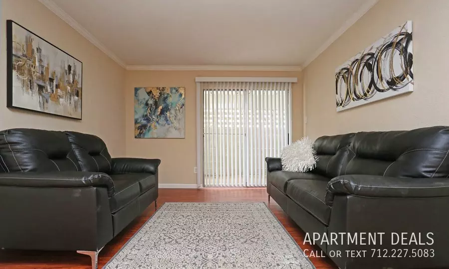 6975 Westbranch Drive, Houston, TX 77072 photo 5