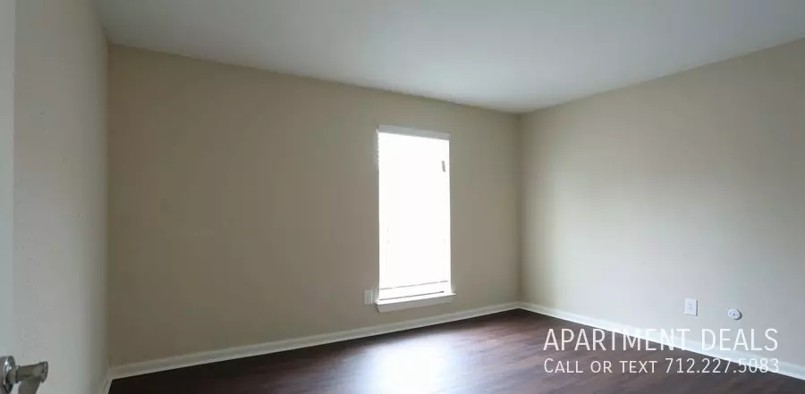 70 Northpoint Drive, Houston, TX 77060 photo 3