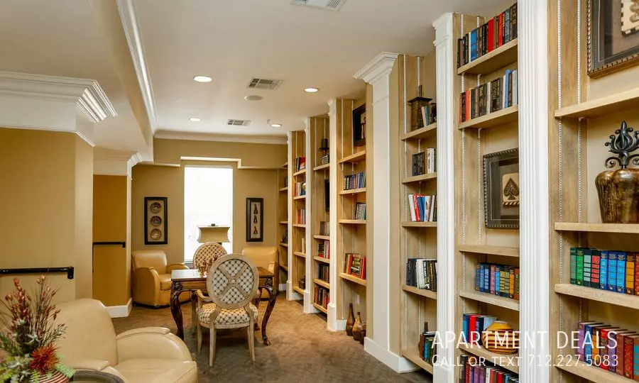 7111 Old Katy Road, Houston, TX 77024 photo 2