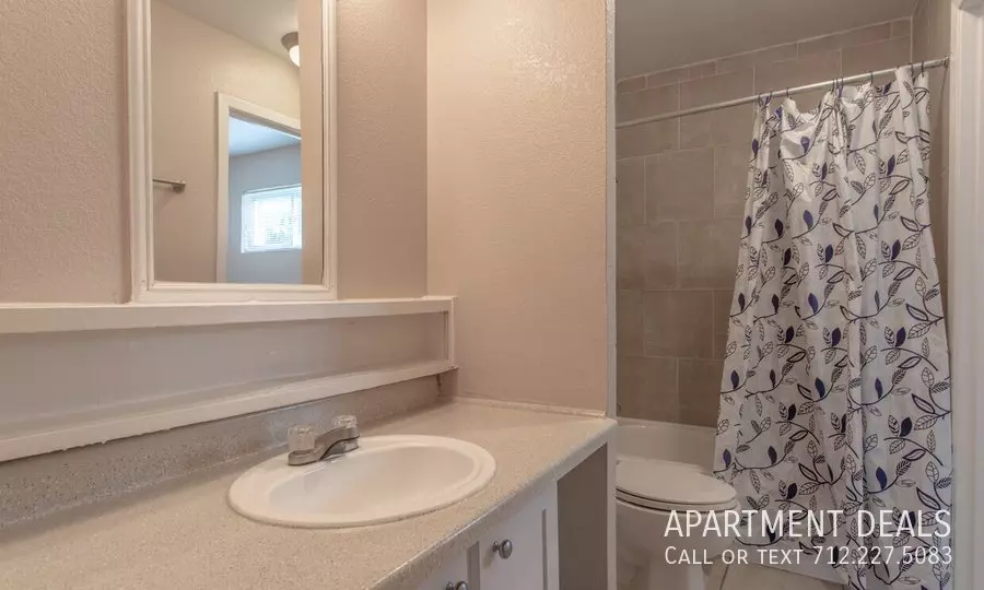 7138 Lawndale Street, Houston, TX 77023 photo 4