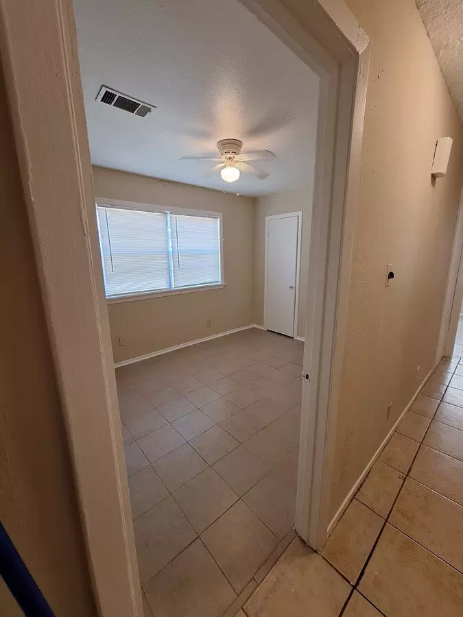 7214 Boggess Road, Houston, TX 77016 photo 2