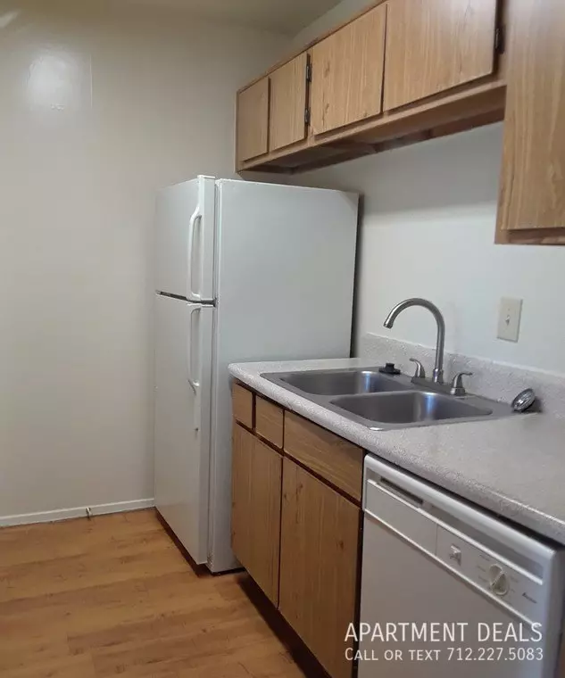 7352 Alabonson Road, Houston, TX 77088 photo 4