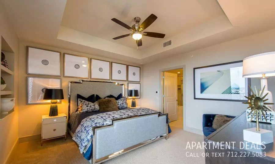 737 Preston Street, Houston, TX 77002 photo 3