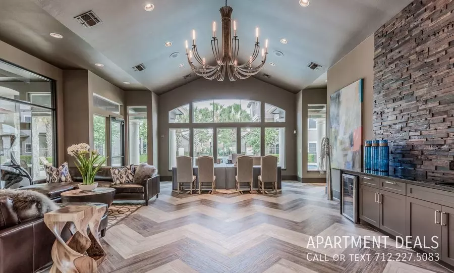 7556 Wilshire Place Drive, Houston, TX 77040 photo 3