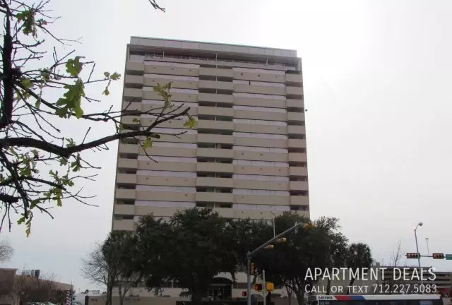 7581 Bellaire Boulevard, Houston, TX 77036 photo 2