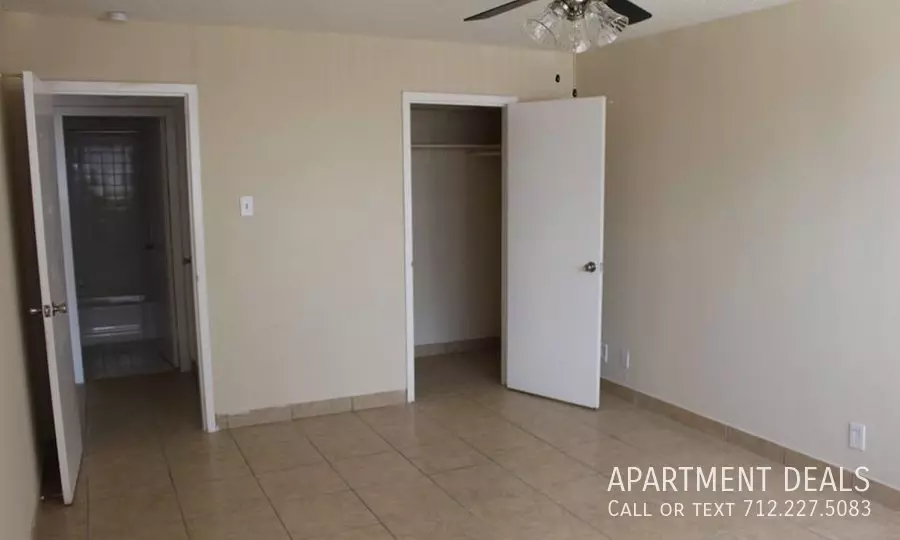 7581 Bellaire Boulevard, Houston, TX 77036 photo 3