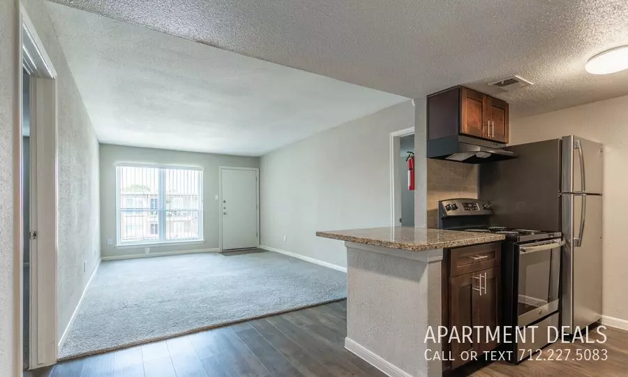 7581 Office City Drive, Houston, TX 77012 photo 5
