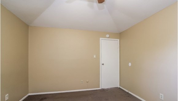 7631 Brookleaf Dr photo 5