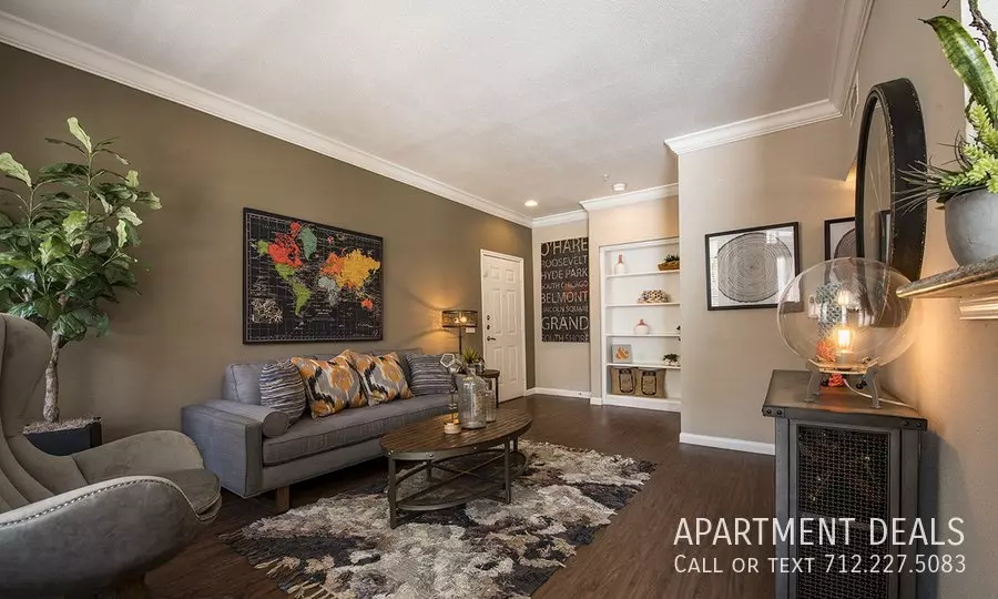 7783 Greenbriar Drive, Houston, TX 77030 photo 5