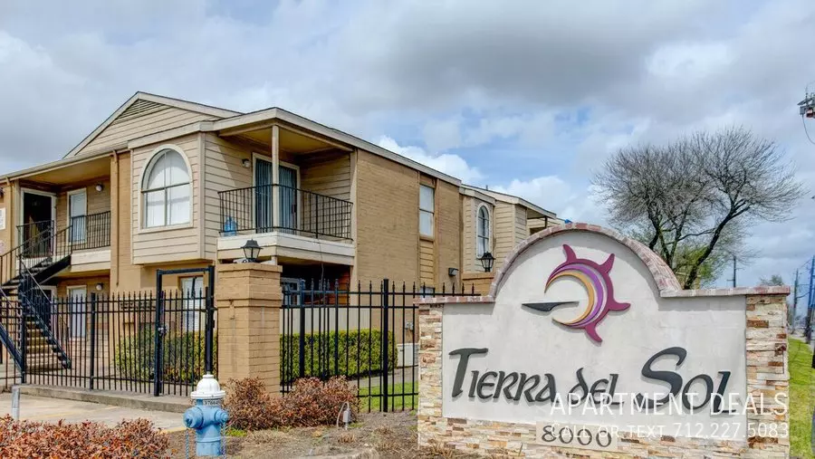 8006 Cook Road, Houston, TX 77072 photo 2
