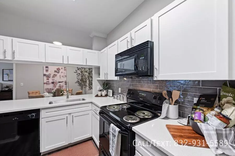 8048 Northcourt Road, Houston, TX 77040 photo 3