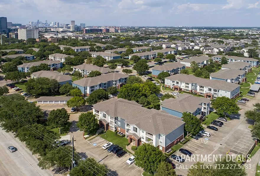 8187 Fannin Street, Houston, TX 77054 photo 3
