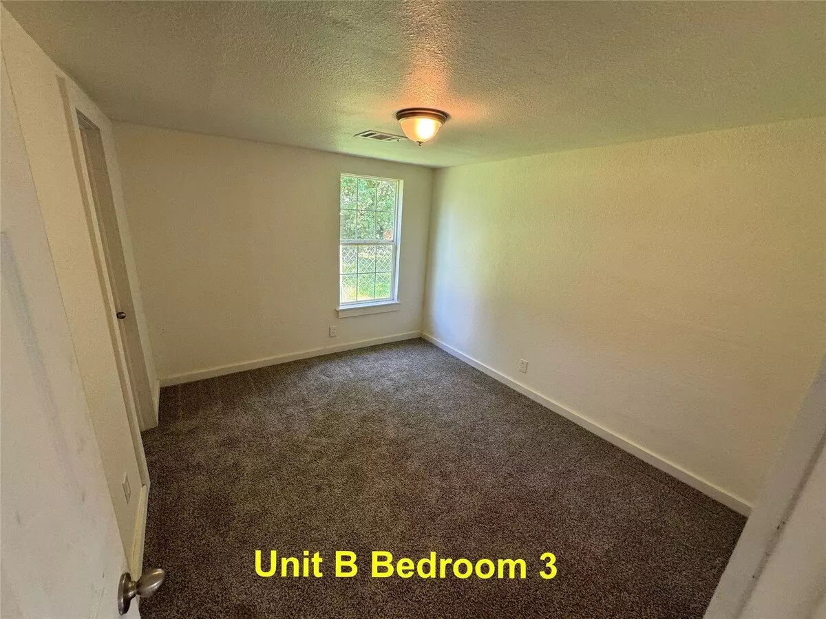 8214 Livingston Street, Houston, TX 77051 photo 2