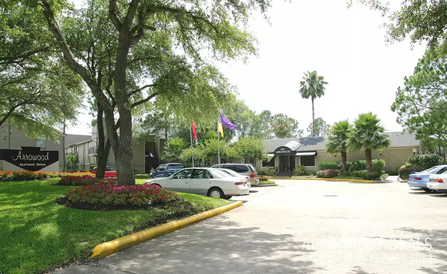 8310 South Course Drive, Houston, TX 77072 photo 2