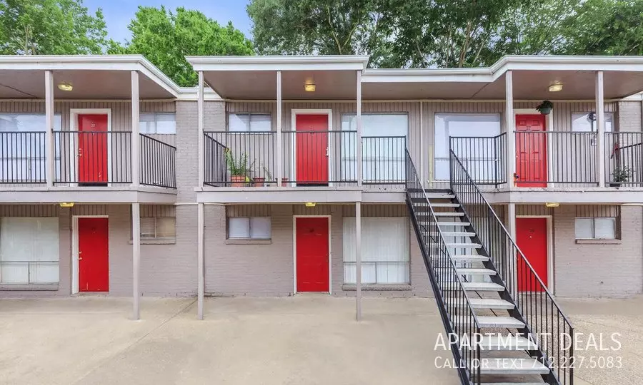 8357 Park Place Boulevard, Houston, TX 77017 photo 5