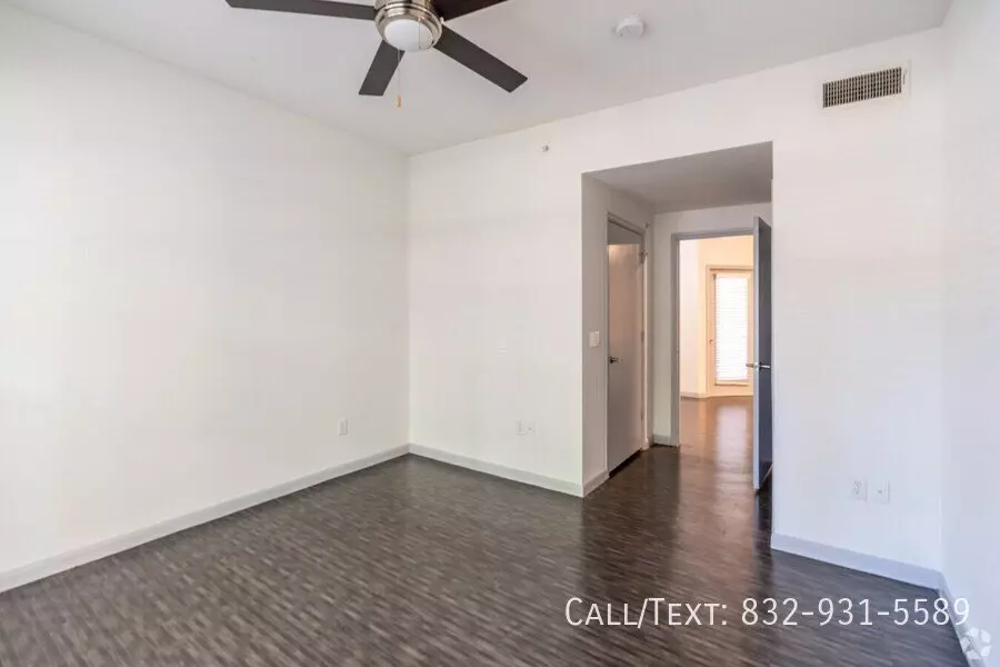 8401 Almeda Road, Houston, TX 77054 photo 5