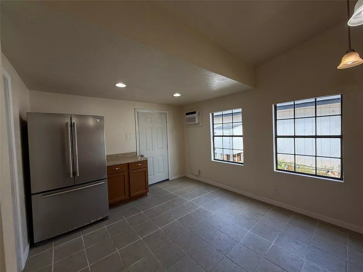 8430 Holiday Lane, Houston, TX 77075 photo 3